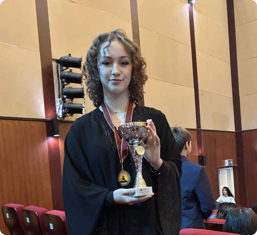 alexandra new profile img